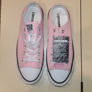 Pink Converse chucks